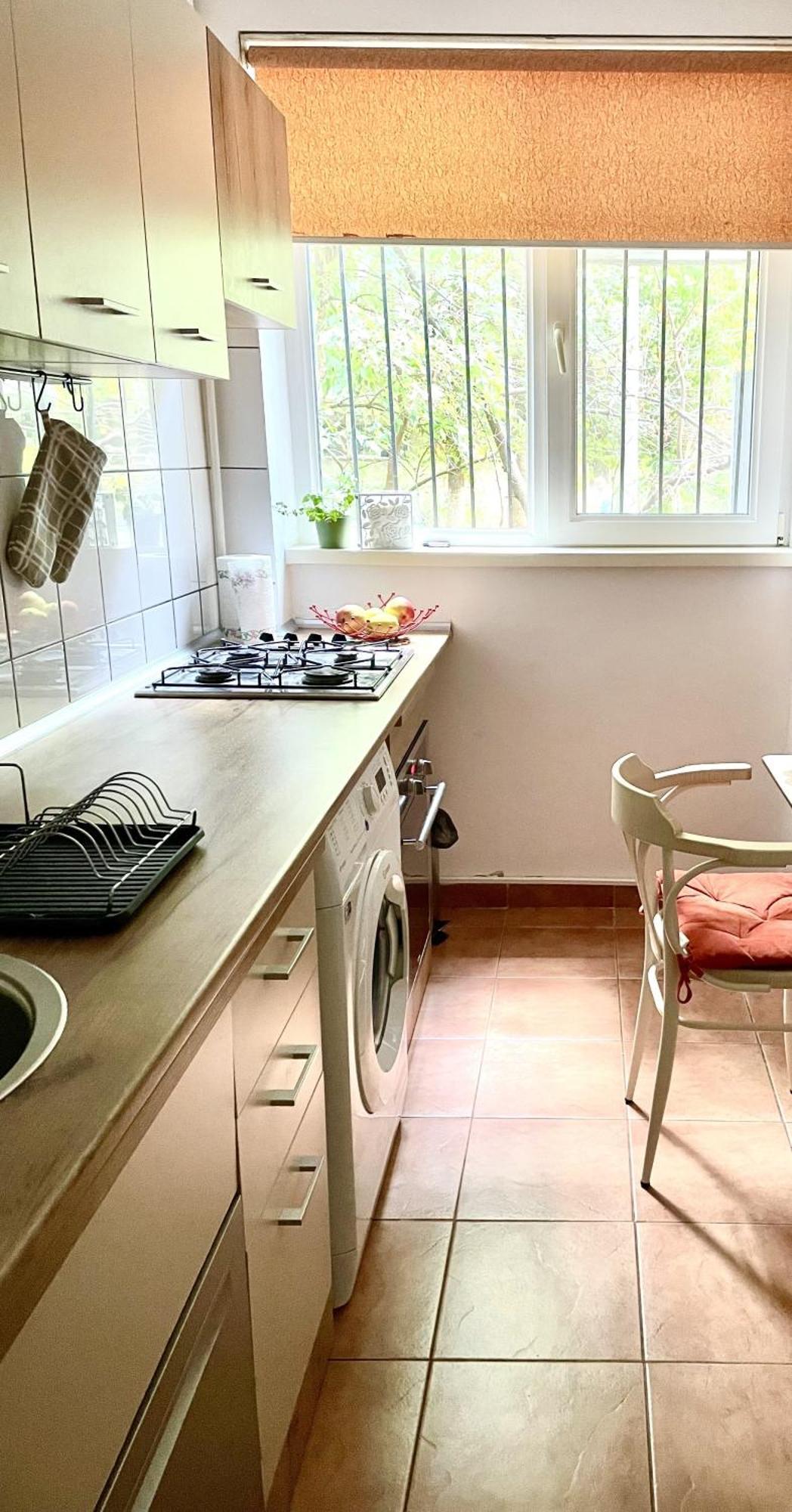 בוקרשט Cozy And Clean Apartment, Near National Arena מראה חיצוני תמונה